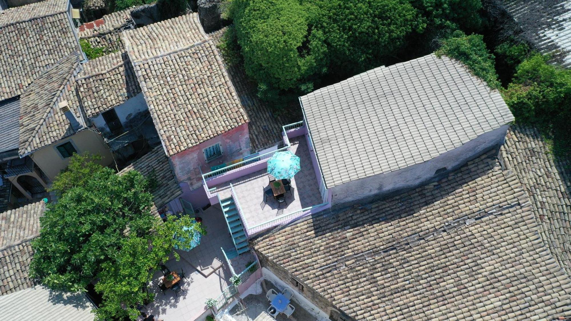 Siora Nina Charming Stone House Near Agios Gordios Villa Sinarades Exterior photo